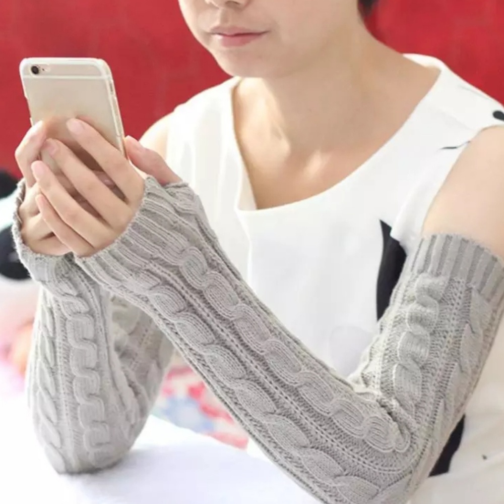 Gray.  arm warmers